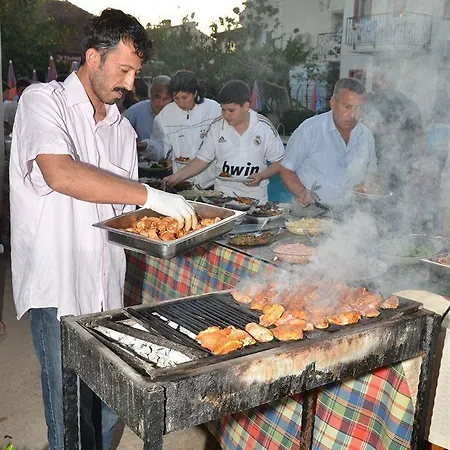 Dost فتحية