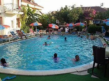 Hotel Dost 3*